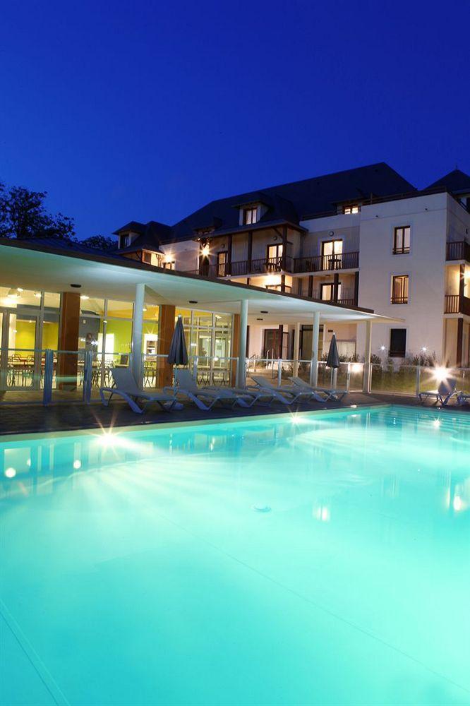 Comfort Aparthotel Lourdes L'Acacia Exterior foto